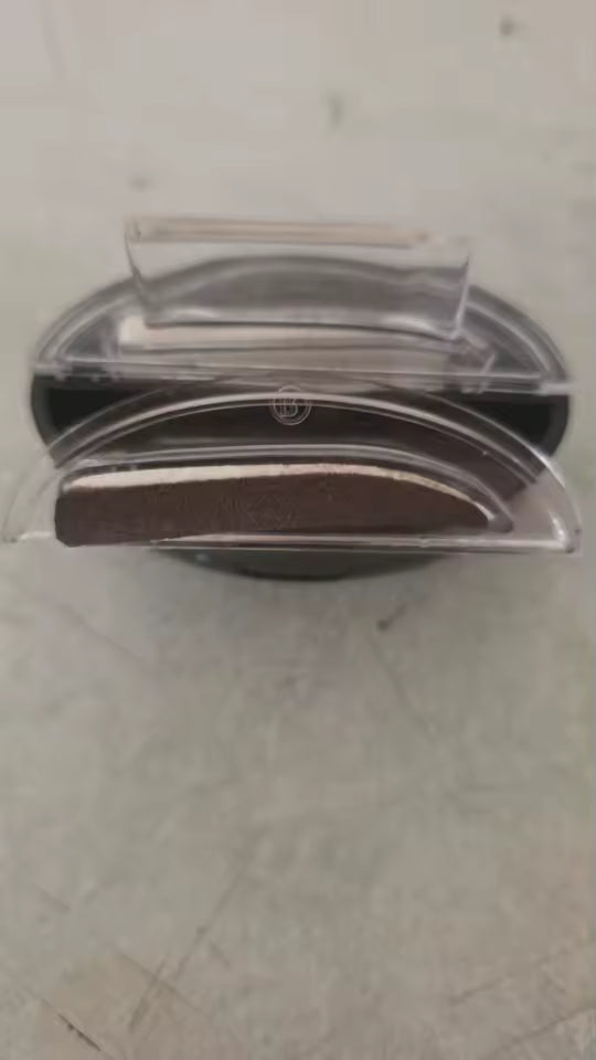 Finally, symmetrical brows!